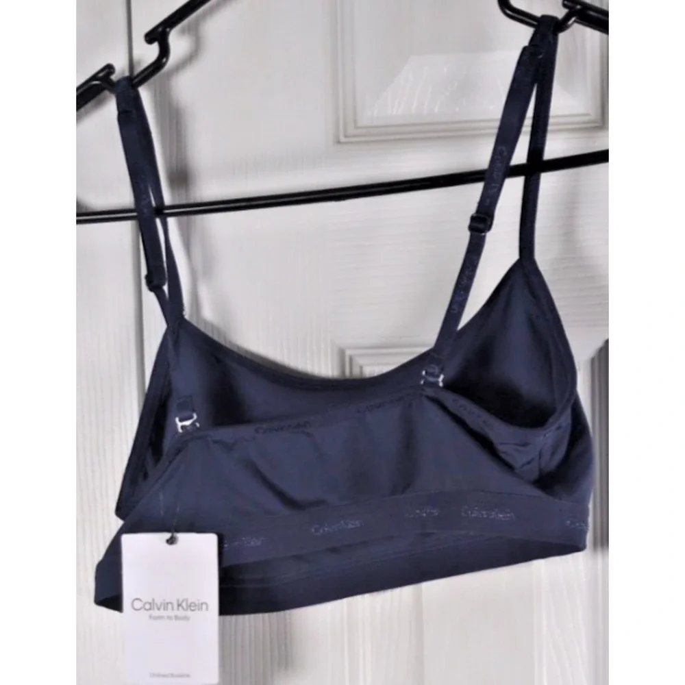 Calvin Klein Women's Form to Body Unlined Bralette QF6757 Speakeasy Blue Small